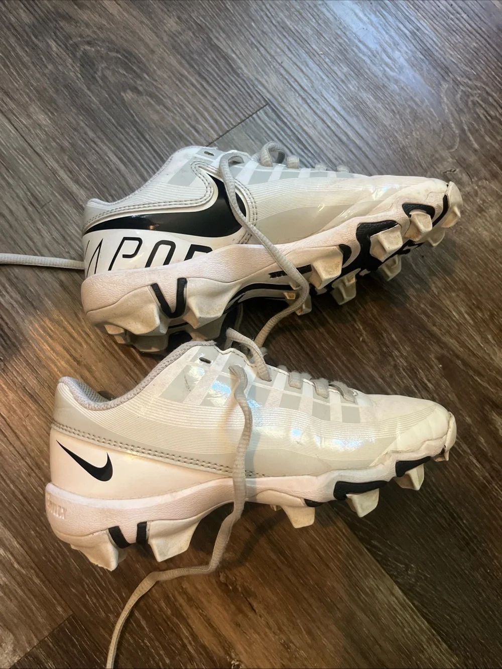 Nike Vapor Edge Shark football cleats 1.5Y youth
